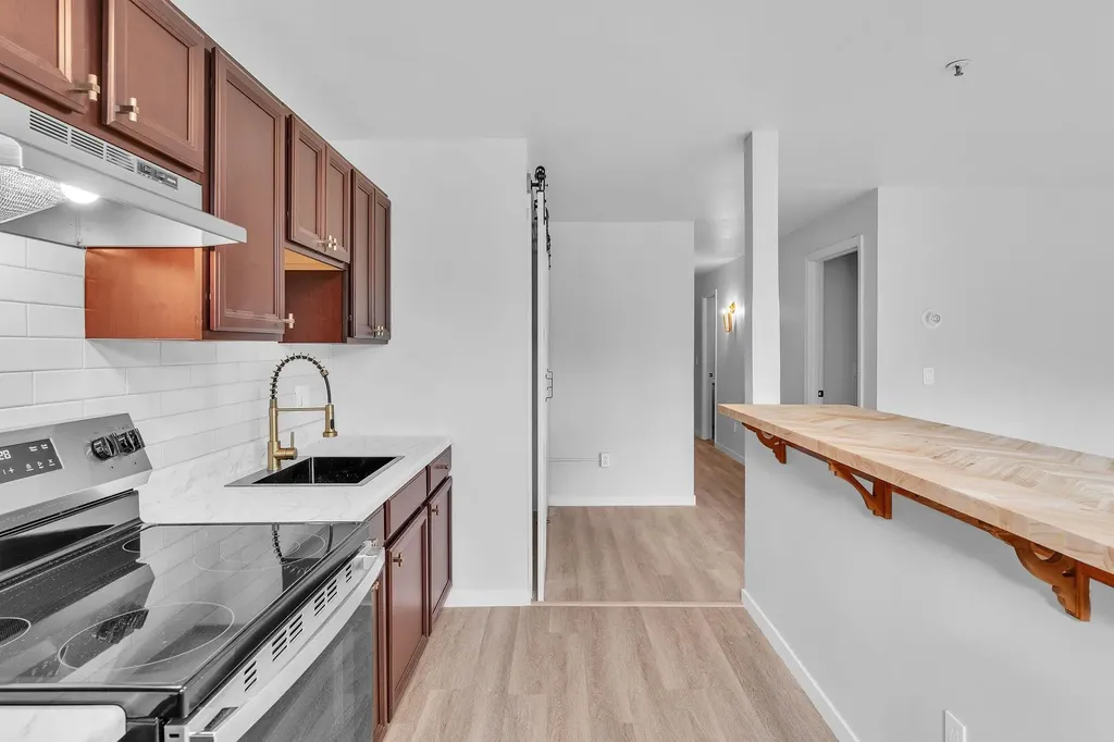 230 College Street Burlington VT 05401