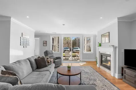 24 Willey Creek Road Exeter NH 03833