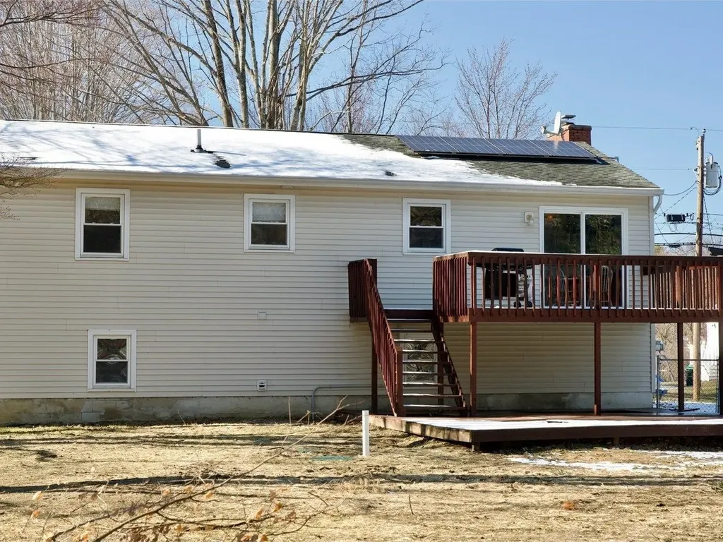 33 Pioneer Street Essex VT 05452