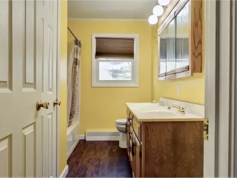 33 Pioneer Street Essex VT 05452