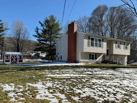 33 Pioneer Street Essex VT 05452