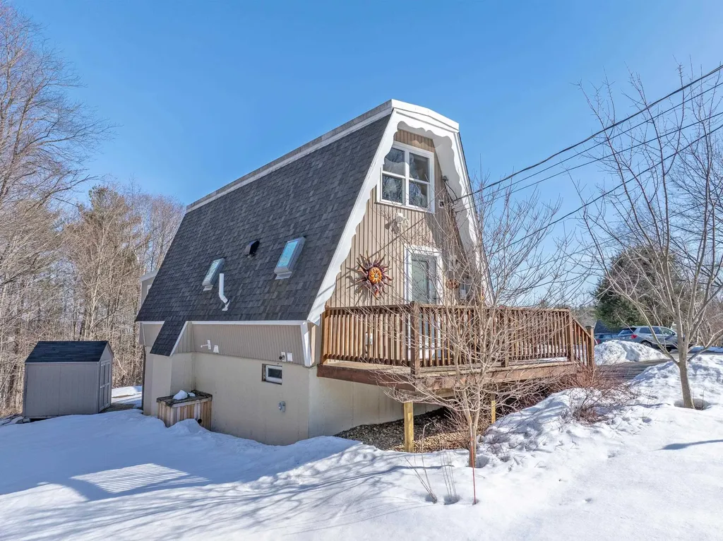 1 East Bluff Highlands Road Meredith NH 03253