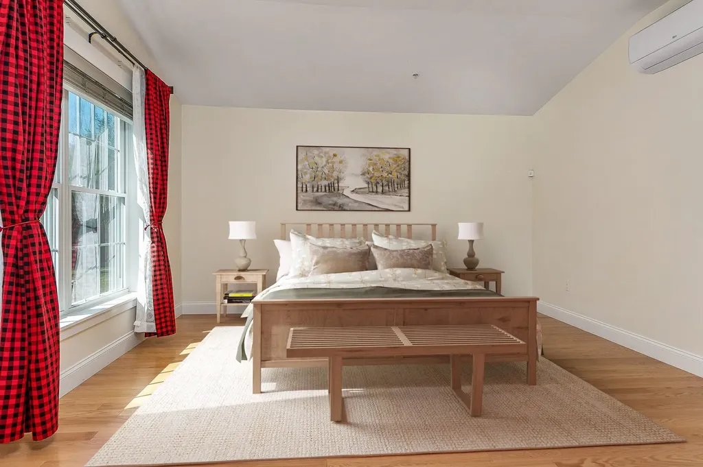 9 Hidden Meadow Lane Epping NH 03042