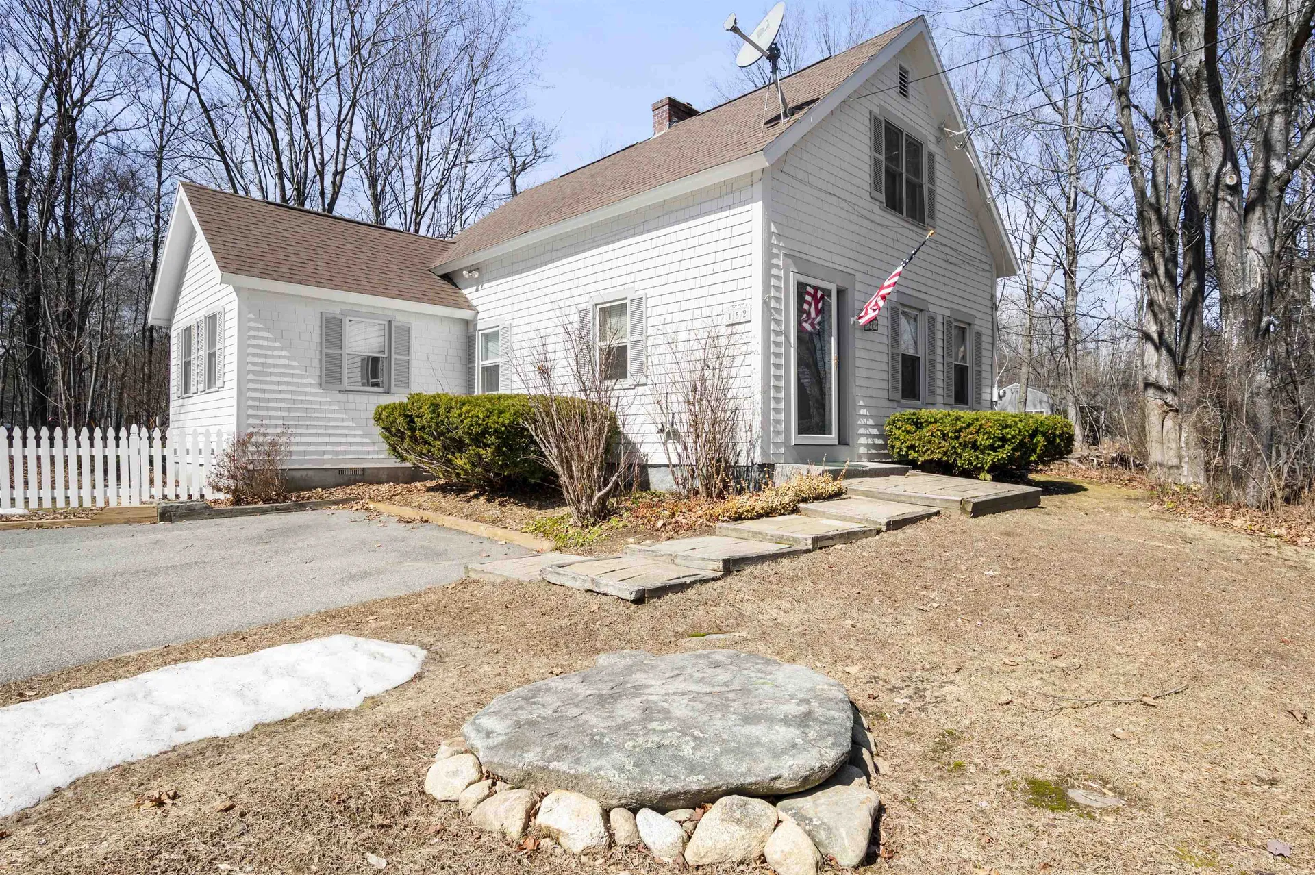 152 Nh Route 25 Meredith NH 03253