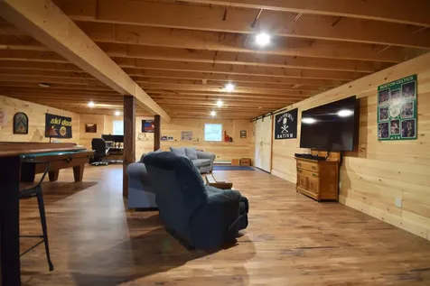 56 Tanglewood Drive Essex VT 05452