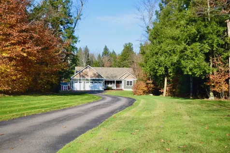 56 Tanglewood Drive Essex VT 05452