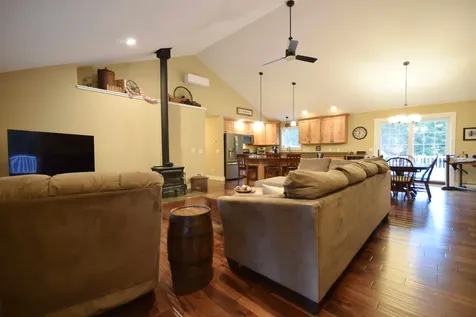 56 Tanglewood Drive Essex VT 05452
