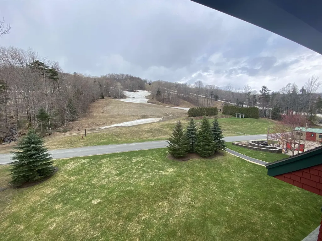 311 Qtr.2, 89 Grand Summit Way Dover VT 05356