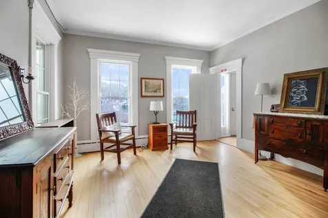 2 West Main Street Littleton NH 03561