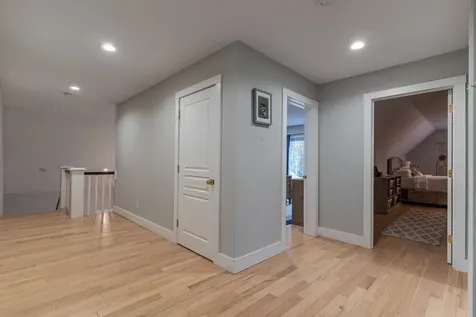 4 Moore Lane Exeter NH 03833