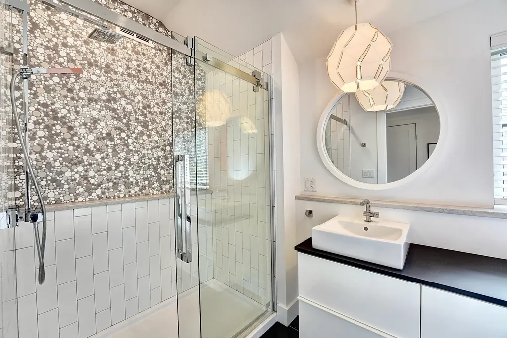 212 Walker Bungalow Road Portsmouth NH 03801