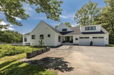 212 Walker Bungalow Road Portsmouth NH 03801