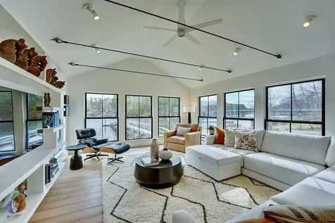 212 Walker Bungalow Road Portsmouth NH 03801