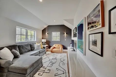 212 Walker Bungalow Road Portsmouth NH 03801