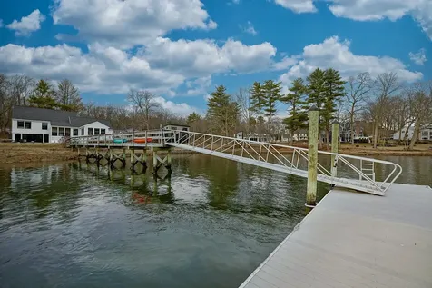 212 Walker Bungalow Road Portsmouth NH 03801