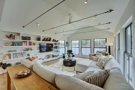 212 Walker Bungalow Road Portsmouth NH 03801