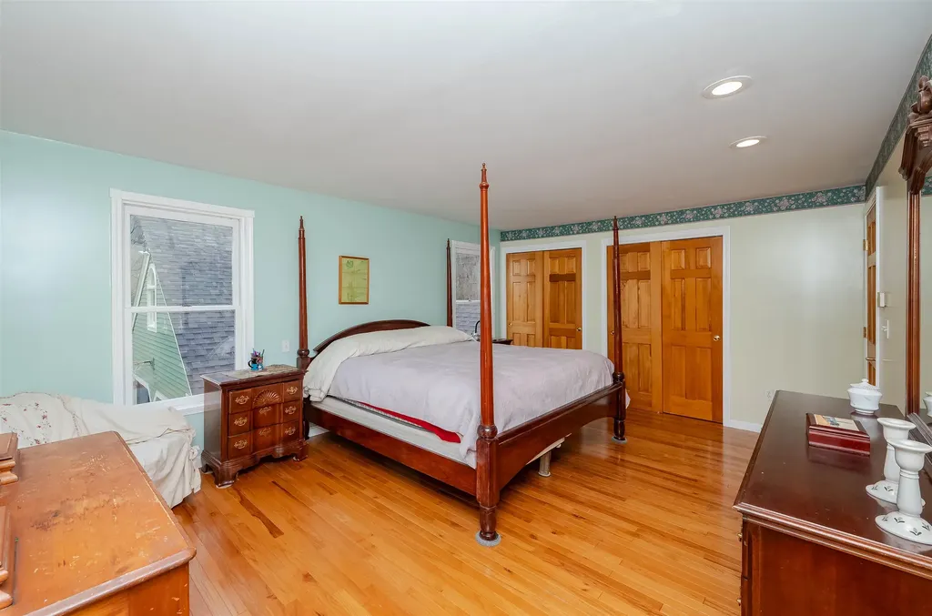 272 1/2 Dover Point Road Dover NH 03820