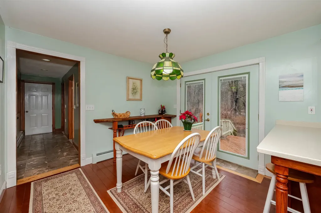 272 1/2 Dover Point Road Dover NH 03820