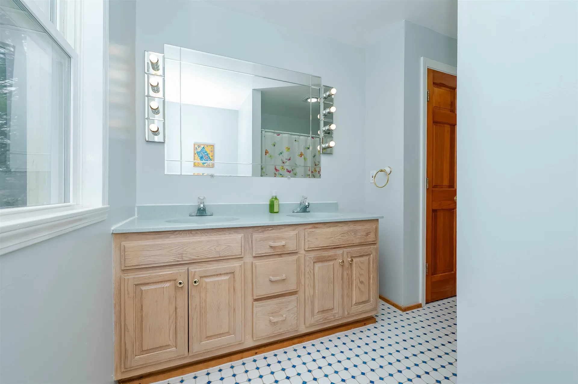 272 1/2 Dover Point Road Dover NH 03820