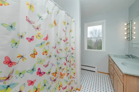 272 1/2 Dover Point Road Dover NH 03820