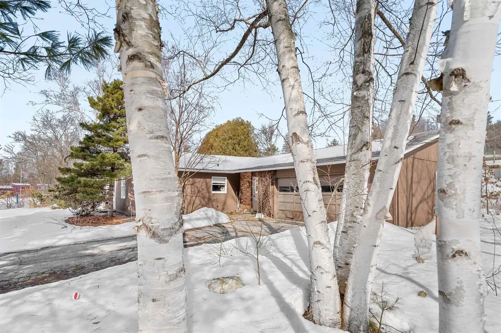 19 Phillips Road Montpelier VT 05602