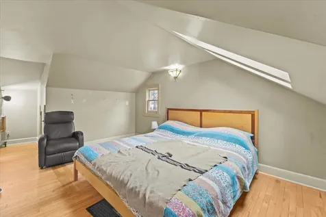 84 Charlotte Street Burlington VT 05401