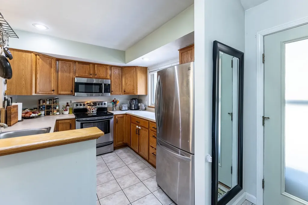 3 Sycamore Drive Hartford VT 05001