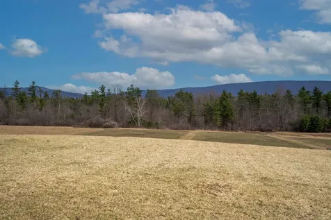 1424 West Road Manchester VT 05255