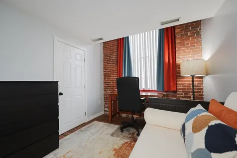 470 Silver Street Manchester NH 03103