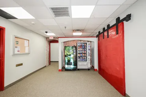 470 Silver Street Manchester NH 03103
