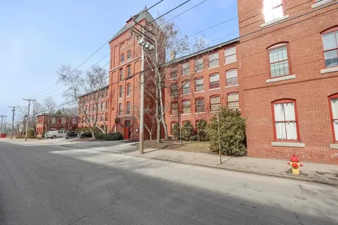 470 Silver Street Manchester NH 03103