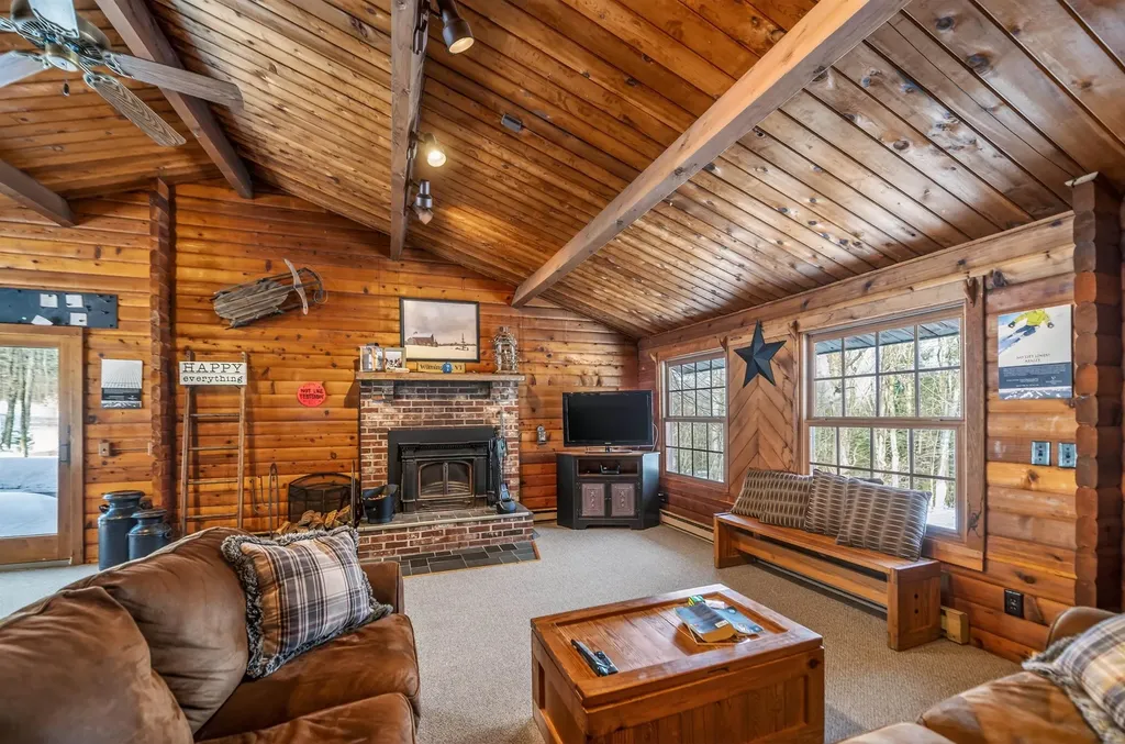 47 Ives Road Wilmington VT 05363