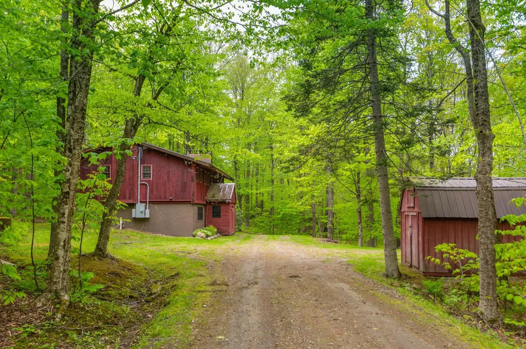47 Ives Road Wilmington VT 05363
