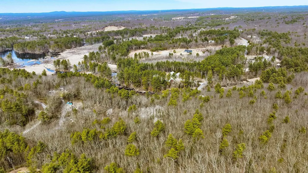 103 Wason Road Hudson NH 03051