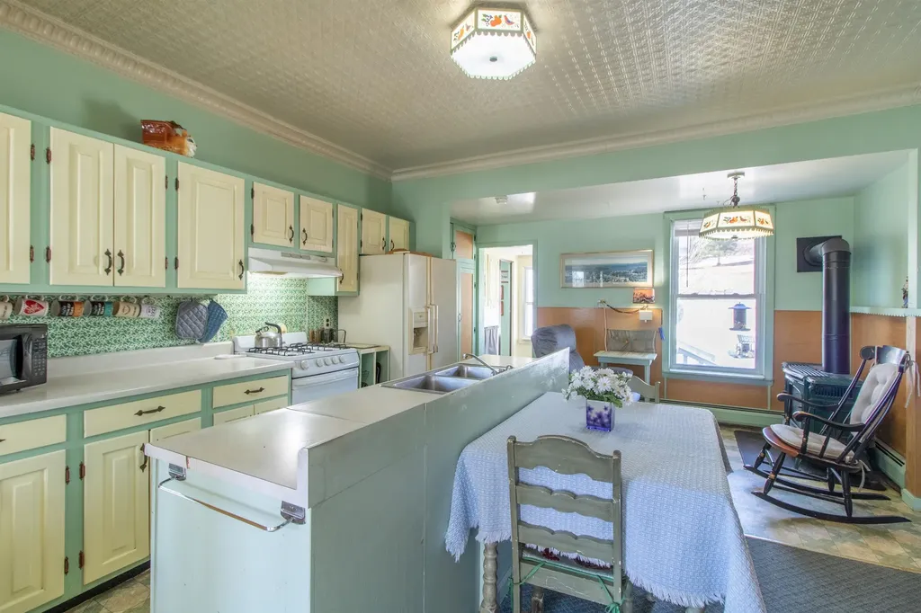 356 Pleasant Street Brighton VT 05846