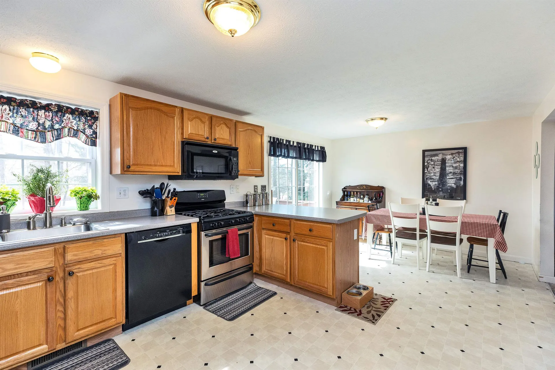 6 Groton Drive Concord NH 03301