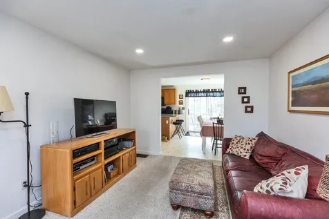 6 Groton Drive Concord NH 03301