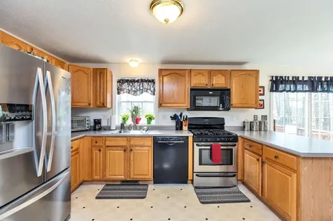 6 Groton Drive Concord NH 03301