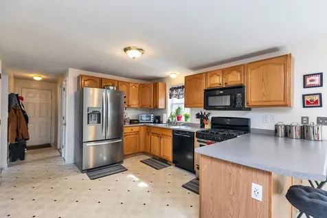 6 Groton Drive Concord NH 03301