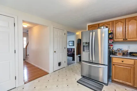 6 Groton Drive Concord NH 03301