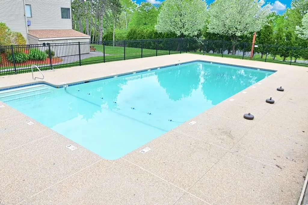 178 Treetop Circle Laconia NH 03246