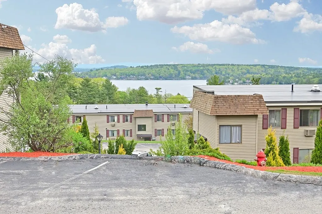 178 Treetop Circle Laconia NH 03246