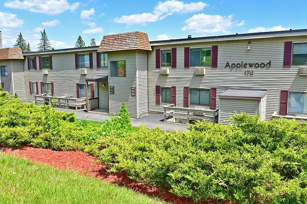 178 Treetop Circle Laconia NH 03246