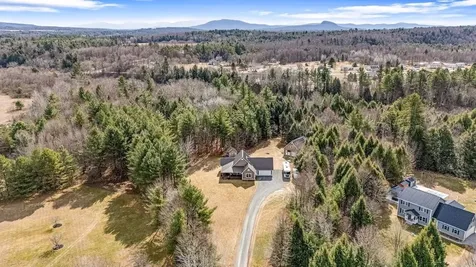 123 Esker Lane Georgia VT 05468