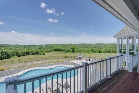 54 Woodcoat Drive Epsom NH 03234