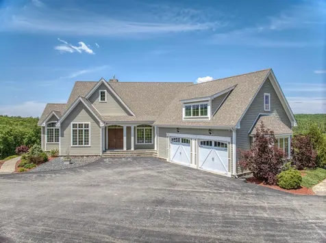 54 Woodcoat Drive Epsom NH 03234