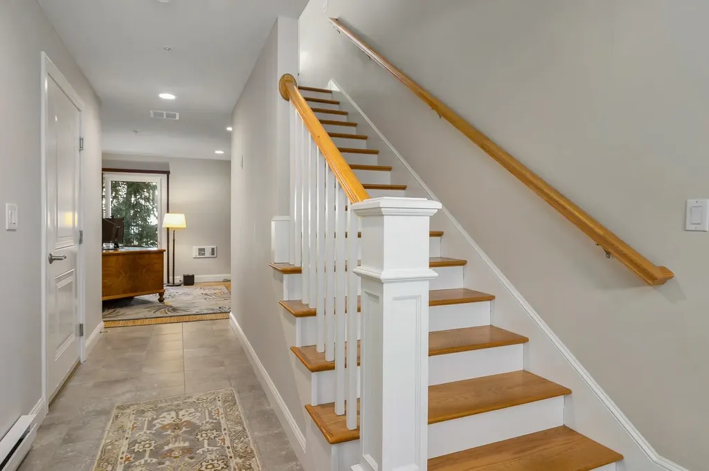 31 Artisan Way Dover NH 03820