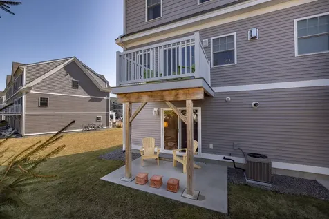 31 Artisan Way Dover NH 03820