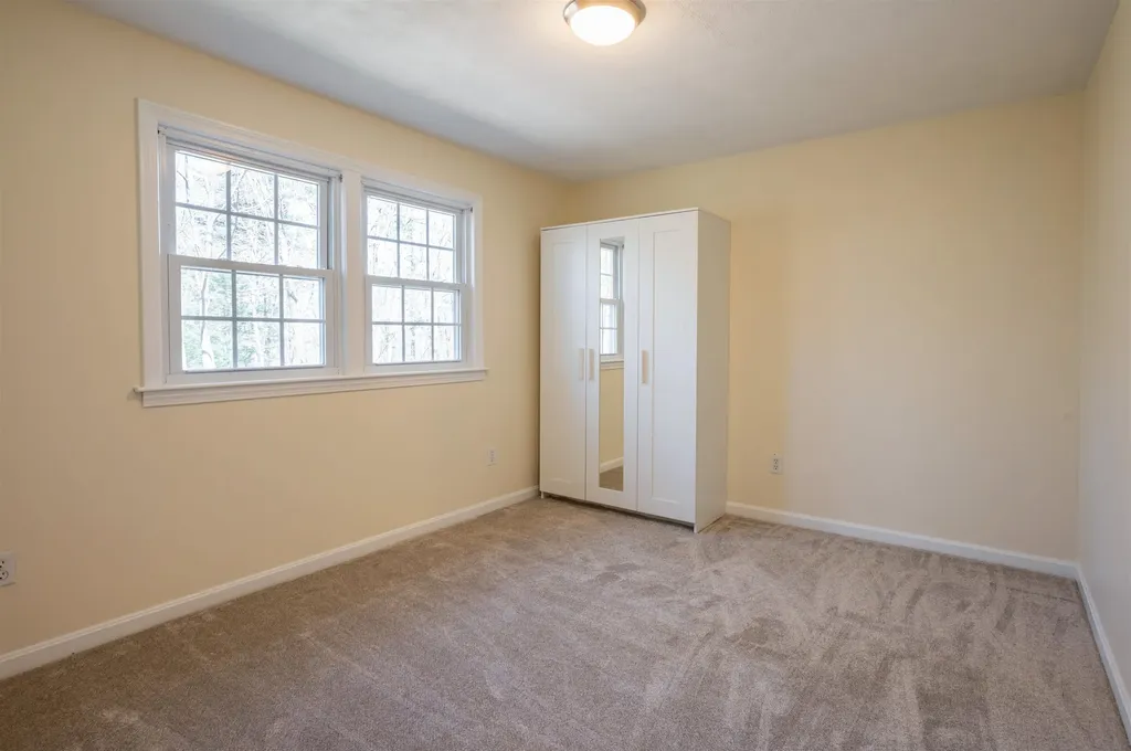 14 Flagg Lane Milford NH 03055