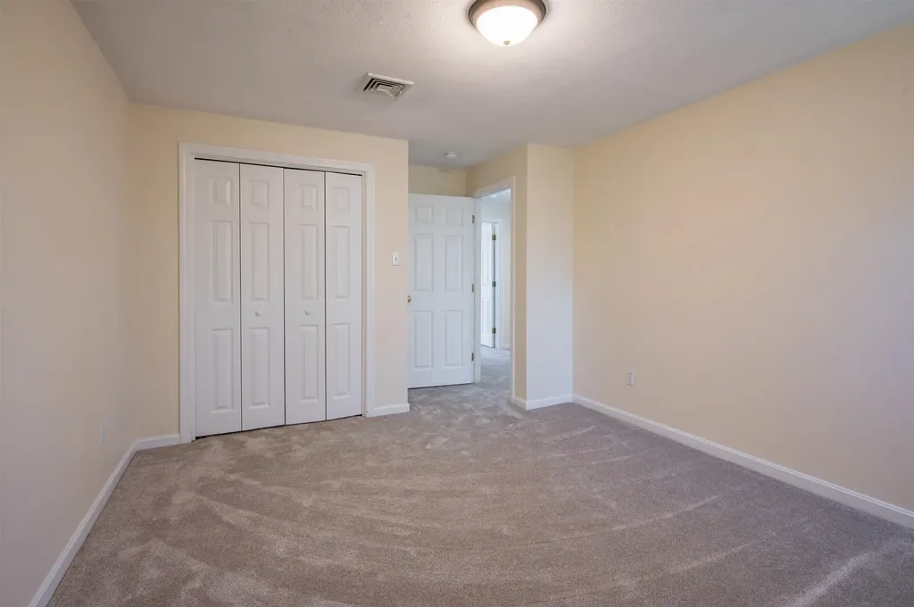 14 Flagg Lane Milford NH 03055